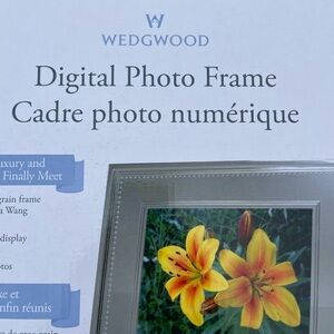 Vera Wang Wedgwood Digital Photo Frame